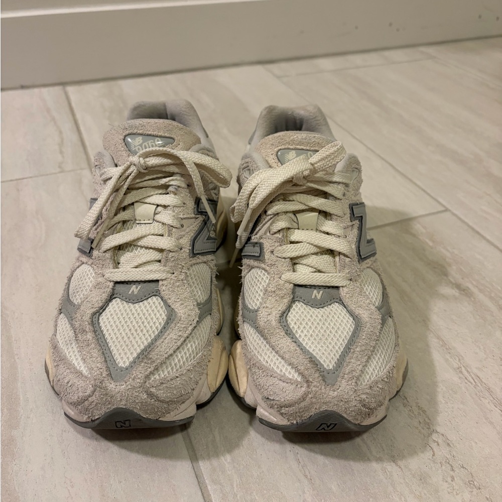 New Balance Cream and Gray Athletic Shoes 9060 Women’s Size 7